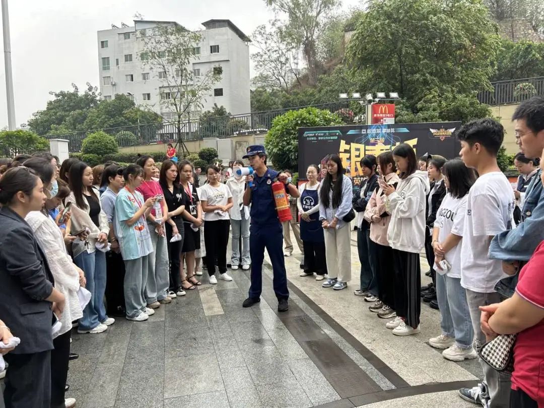 插入的图片